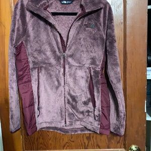 Women’s size medium north face fuzzy jacket